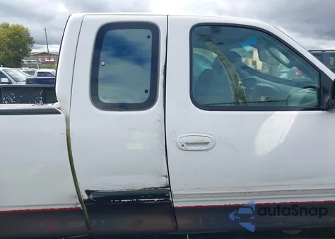 2003 Ford F-150 Lariat/Xl/Xlt z USA, uszkodzony, nr VIN 1FTRX18L23NB00177